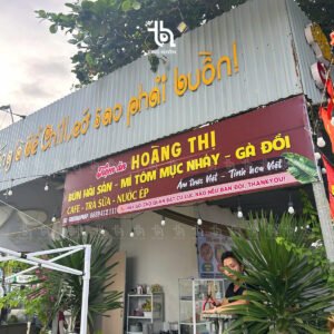 Bảng hiệu quảng cáo ngoài trời không chỉ đơn thuần là biển tên chỉ dẫn, mà còn là "vũ khí marketing" hoạt động 24/7, giúp thương hiệu khẳng định thế mạnh và tiếp cận hàng ngàn khách hàng tiềm năng mỗi ngày.