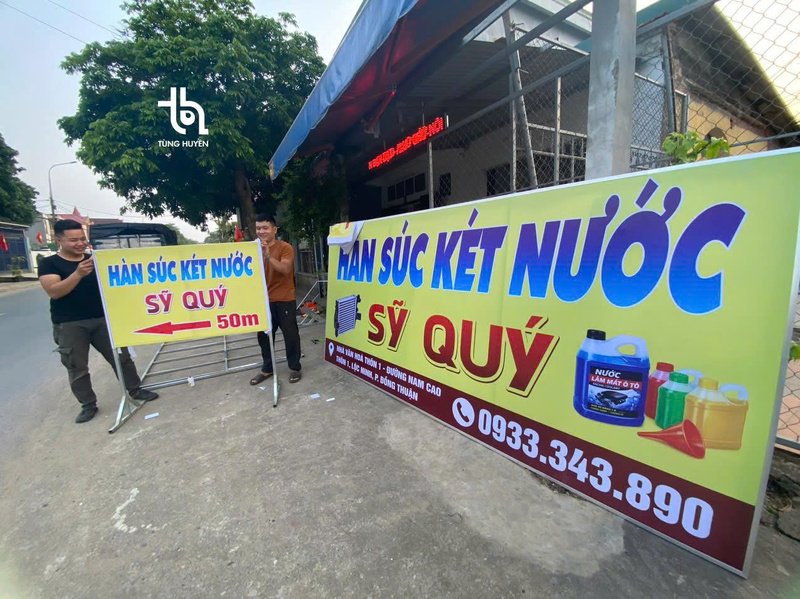 Tiêu Chí Chọn Đội Ngũ Thi Công Biển Bạt Hiflex Lót Tôn Uy Tín