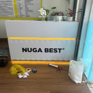 Bàn Lễ tân – Quảng Cáo Tùng Huyền