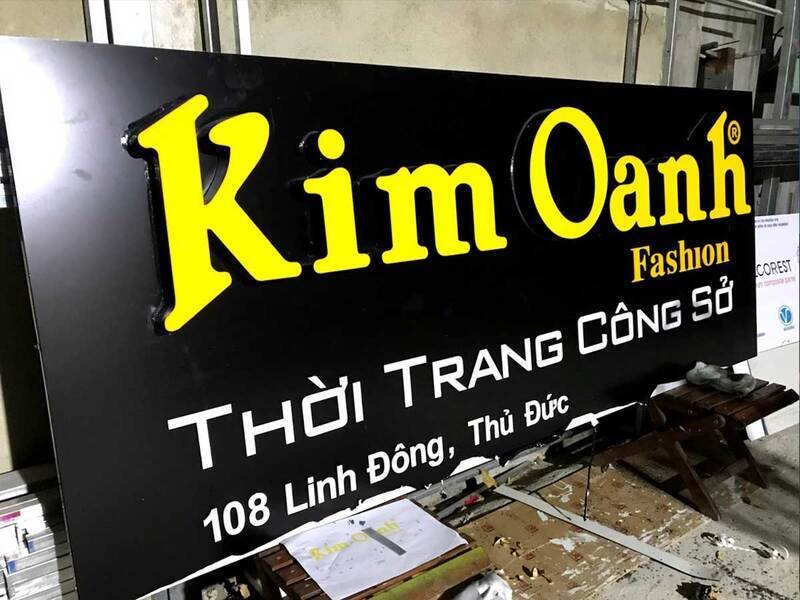 Biển chữ nổi bền. đẹp