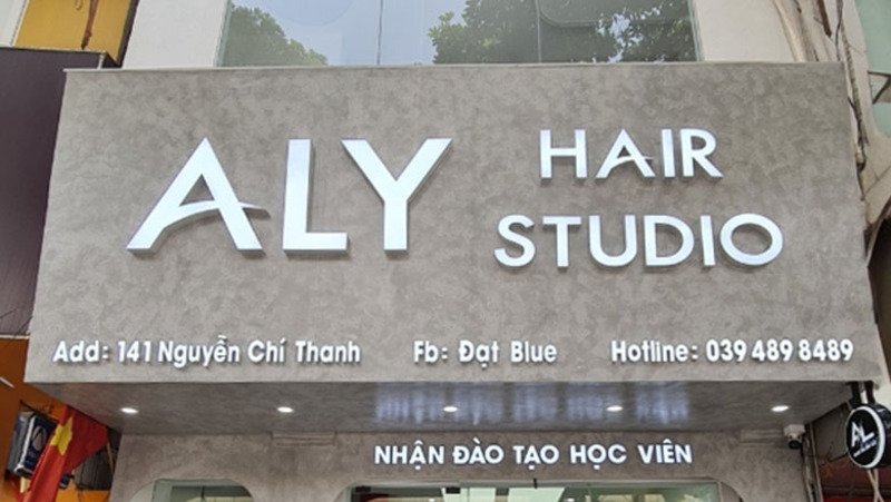 Tầm Quan Trọng Của Biển Salon Trong Nhận Diện Thương Hiệu